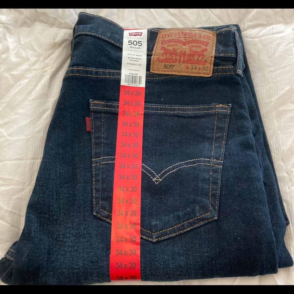 Levi’s 505 34x30 zipper fly-brand new